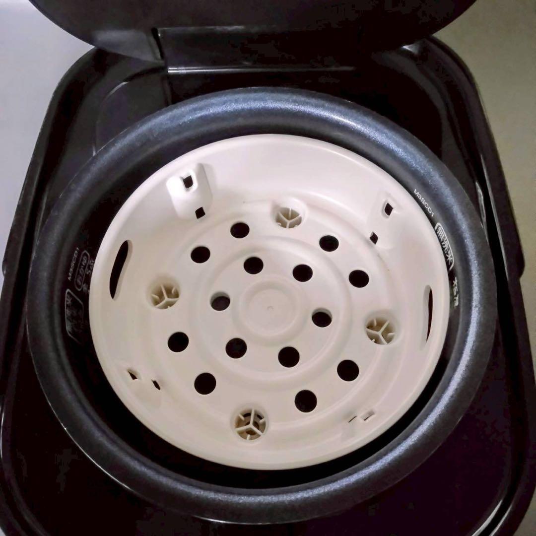 アイリスオーヤマ　ジャー　炊飯器　RC-MA30AZ-B　2021年製