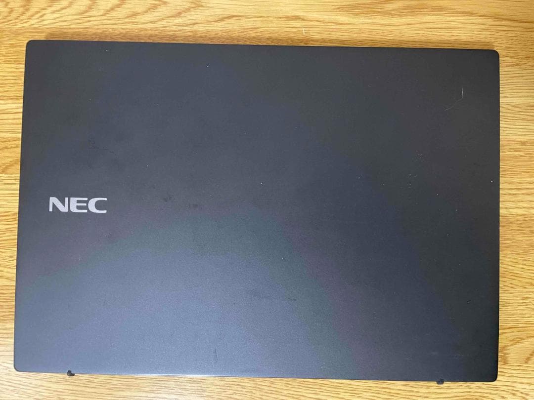 軽くて薄くすぐ使える NECノートPC Win11/SSD256GB/i5 8G