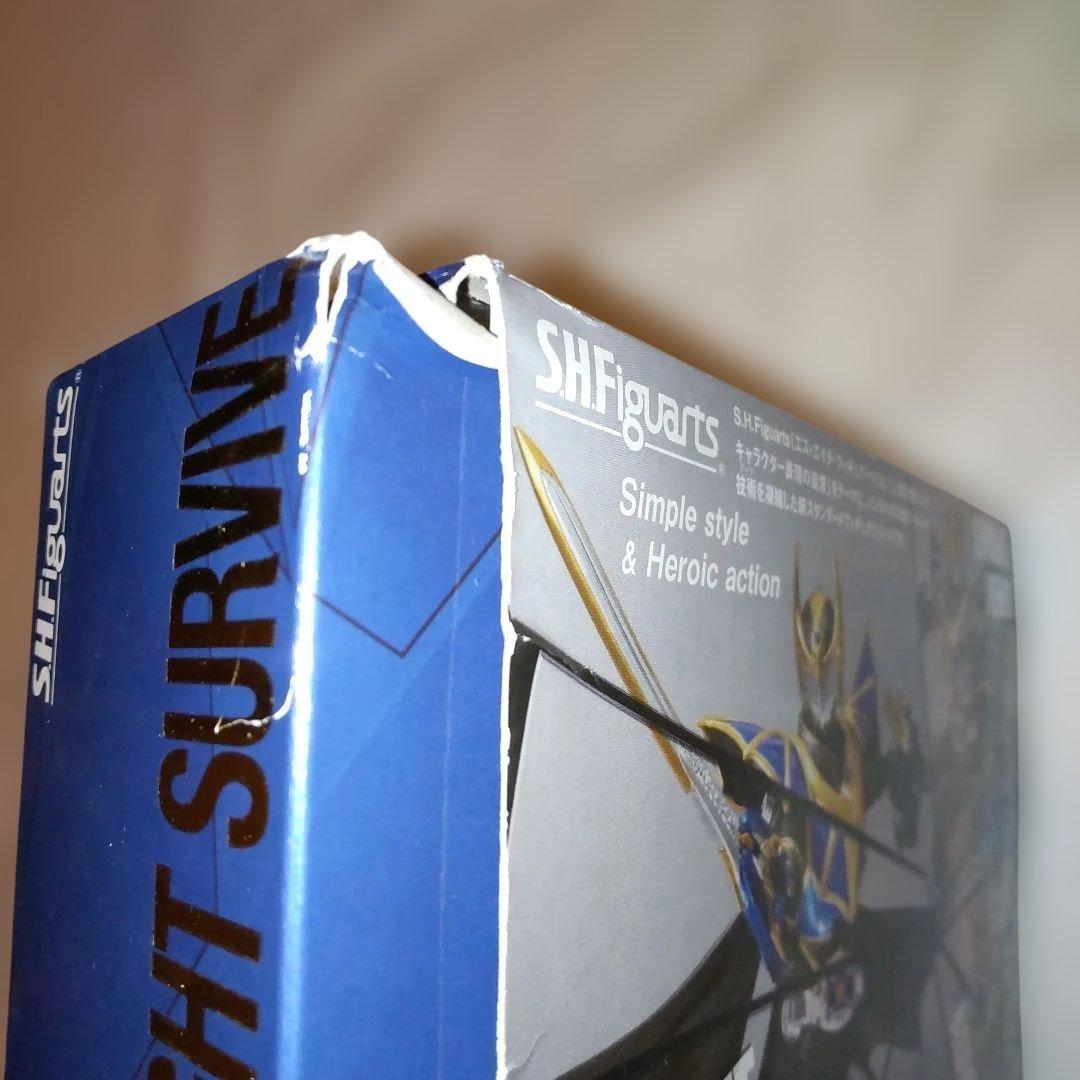 S.H.Figuarts 仮面ライダー ナイトサバイブ
