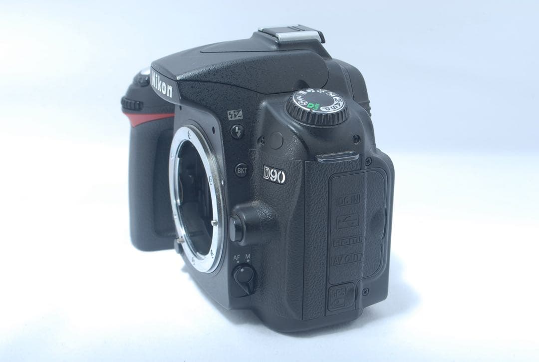 【美品】Nikon D90 標準ズームセット 18-55mm VR付 初心者ok