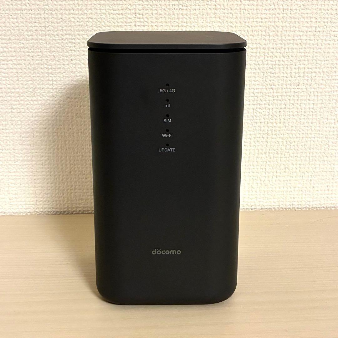 【美品】docomo  5G HR02 ルーター