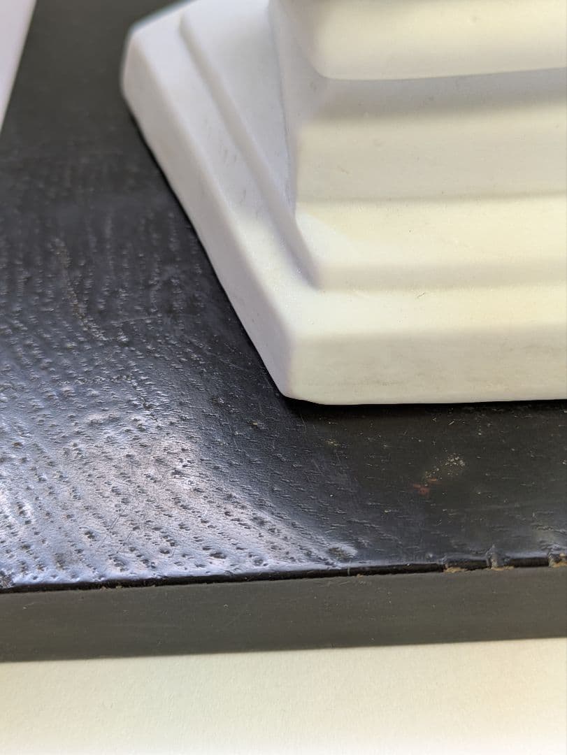 有田焼、十二代酒井田柿右衛門作、『坂本龍馬胸像』、銘有、箱無