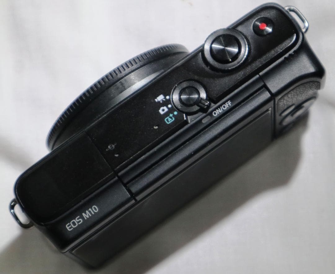 EOS M100 EF-M 15-45mm f3.5-6.3 STM セット