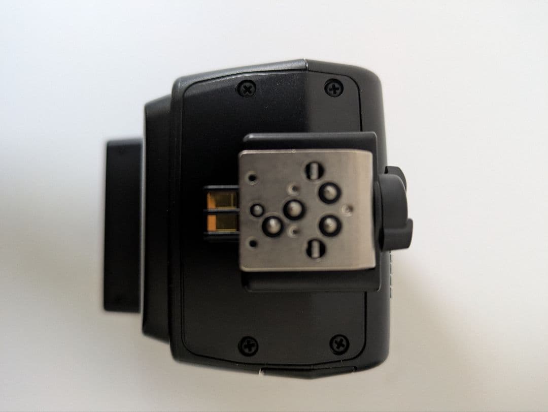 キ*２様 Nikon　D5000 ＋　ストロボ ショット数1,296回　1.3%