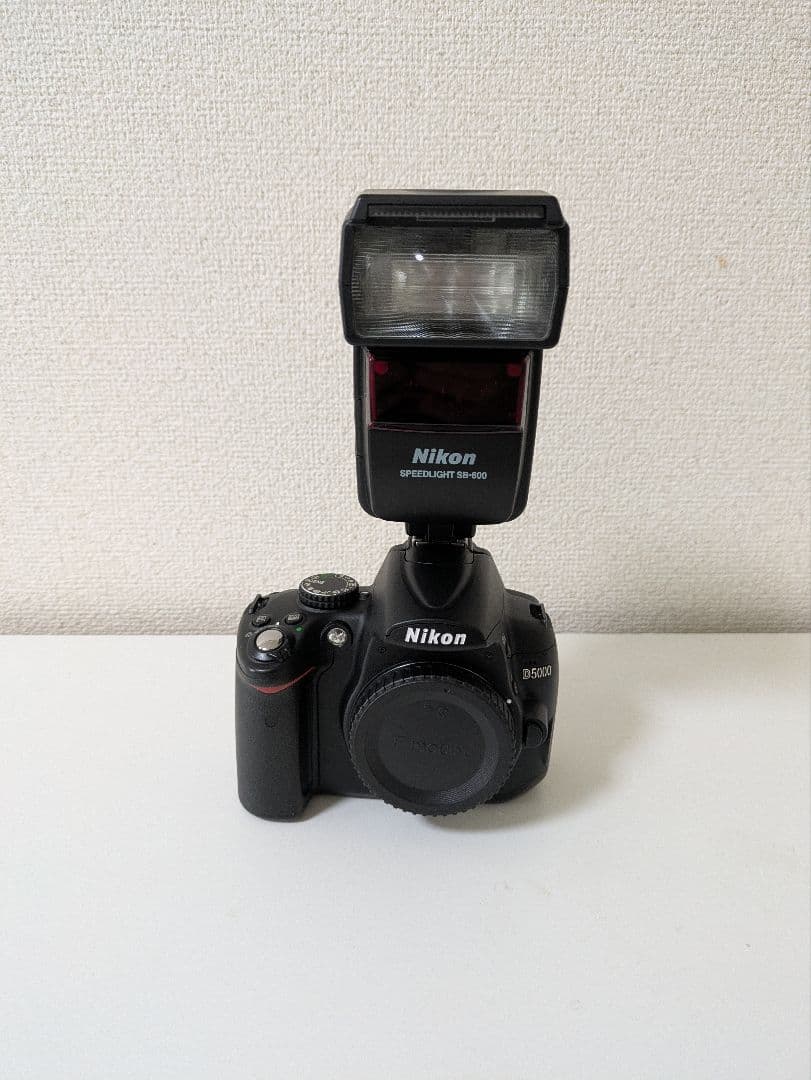 キ*２様 Nikon　D5000 ＋　ストロボ ショット数1,296回　1.3%