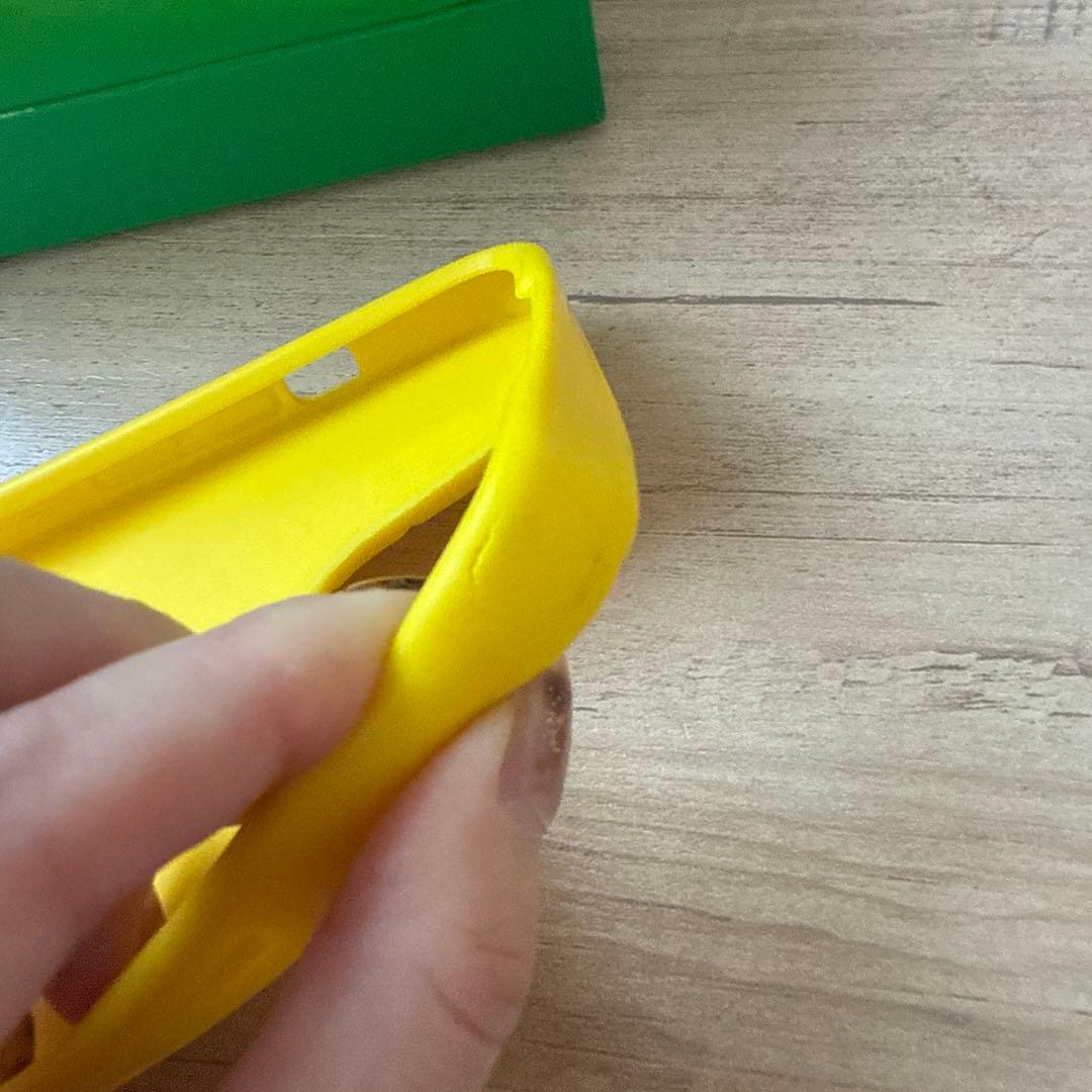 Bottega Veneta イエロー iPhoneケース 14Pro