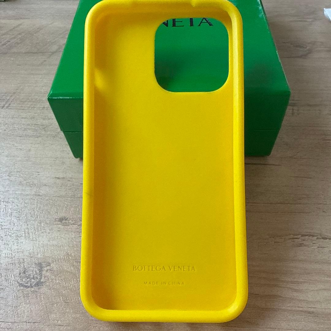 Bottega Veneta イエロー iPhoneケース 14Pro