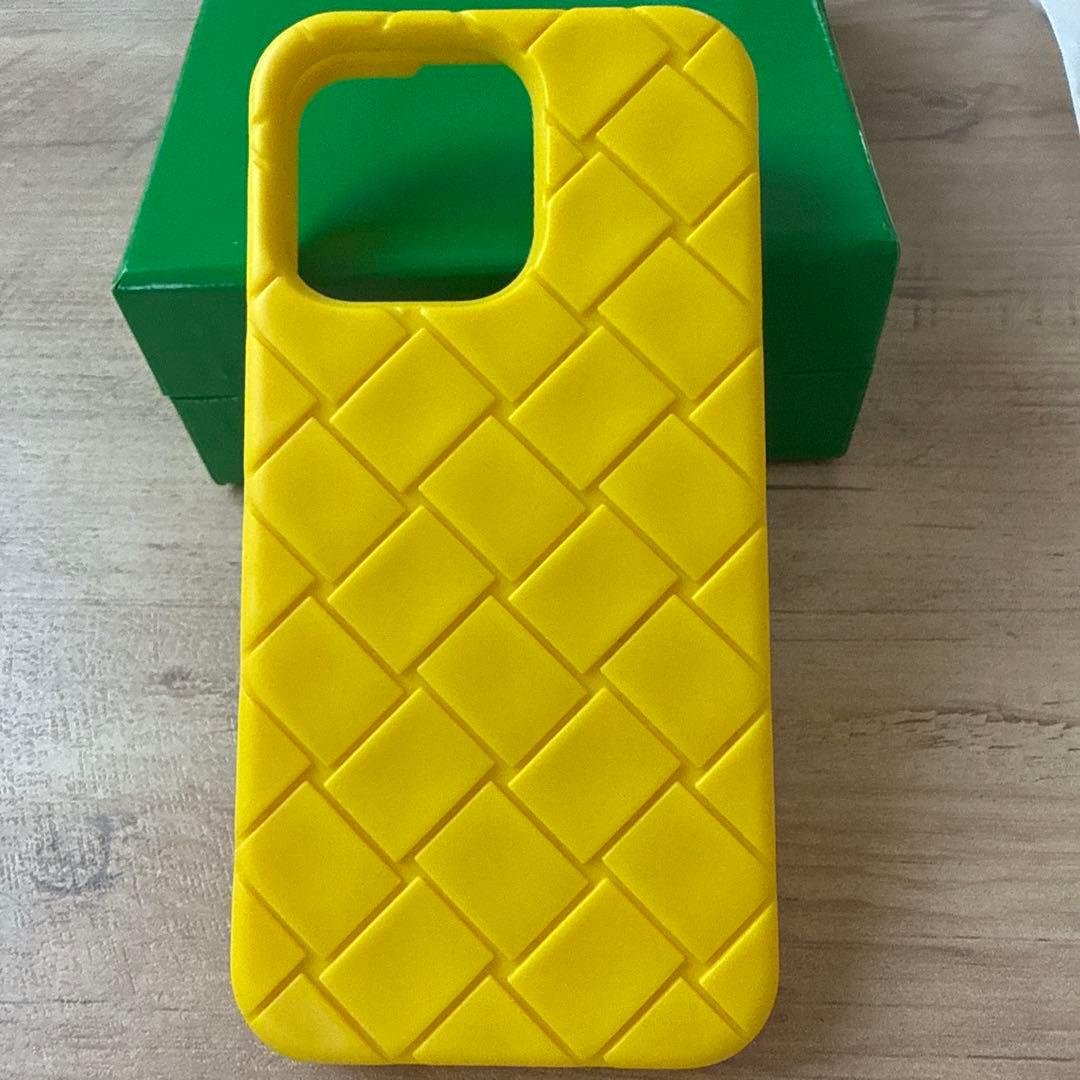 Bottega Veneta イエロー iPhoneケース 14Pro