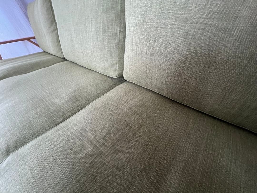 緑色ファブリック3人掛けソファ