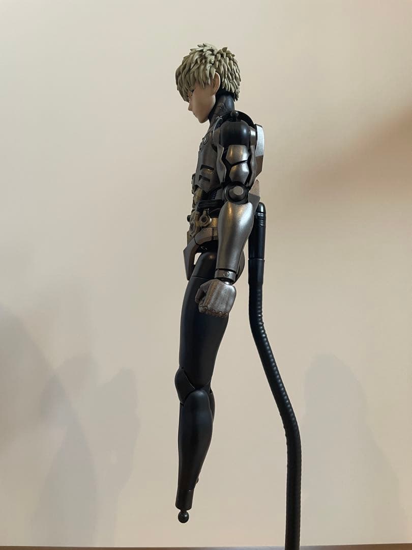 1/6アクションフィギュア ジェノス