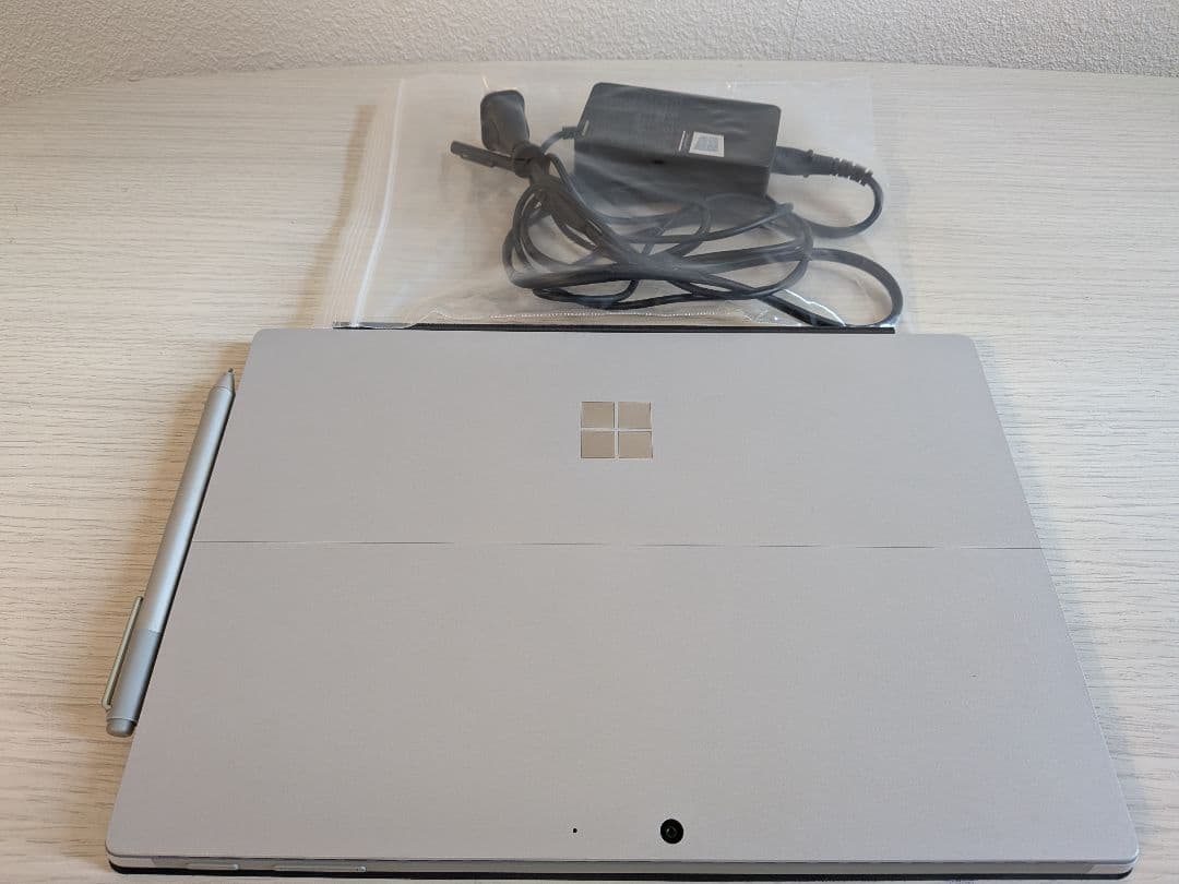 Microsoft Surface Pro7 本体 タッチペン ACアダプター付