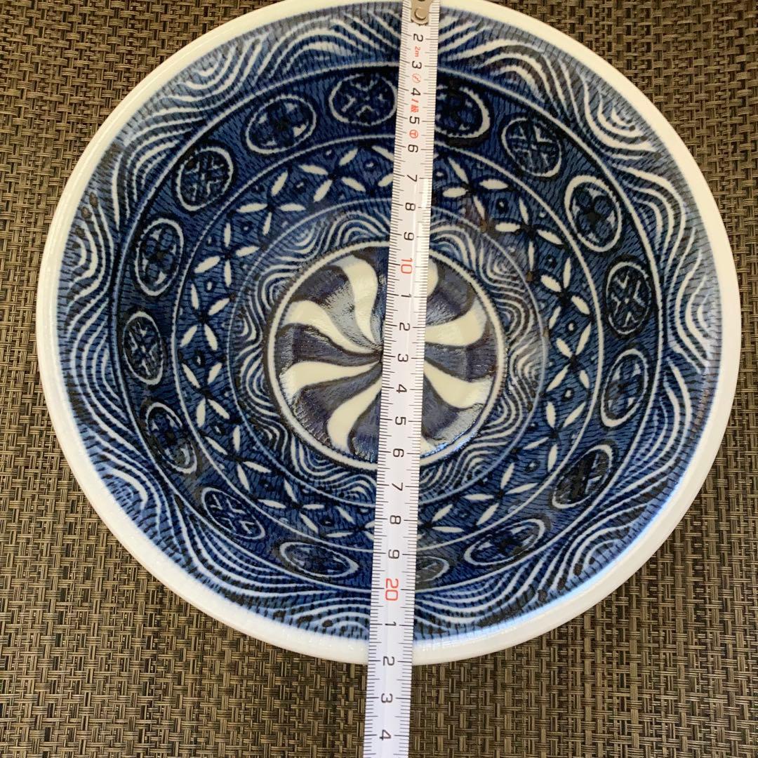 期間限定　値下げ！　松尾高雄　青白ストライプ模様の陶器(大鉢)