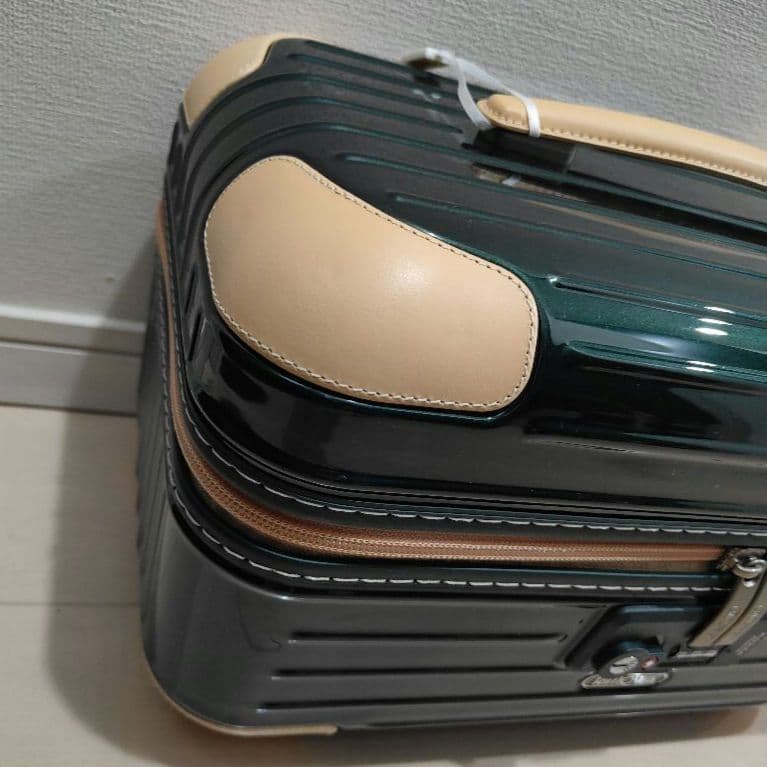 リモワ RIMOWA ボサノバ ビューティーケース カメラケース