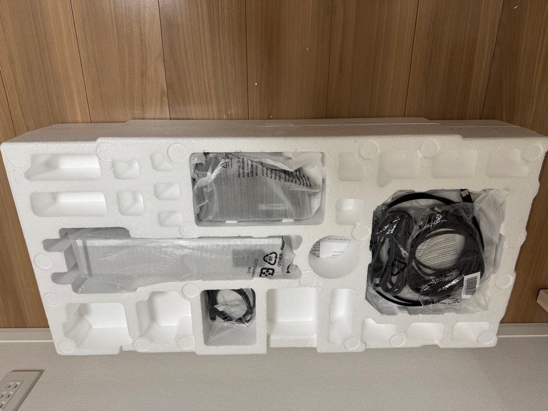 INNOCN 27M2V 4K 27インチ ミニLED ゲーミング モニター