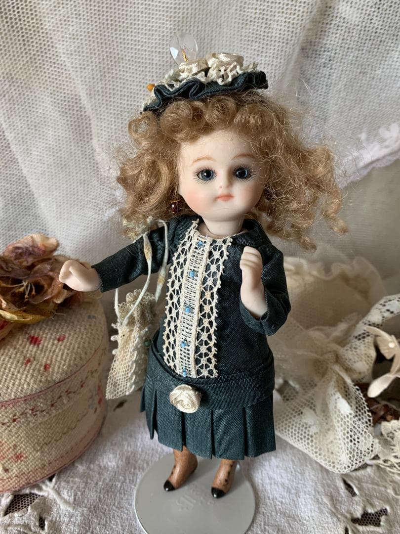 ✨お値引中✨アネットちゃんプレゼンテーションセット　ビスクドール　ミニョネット