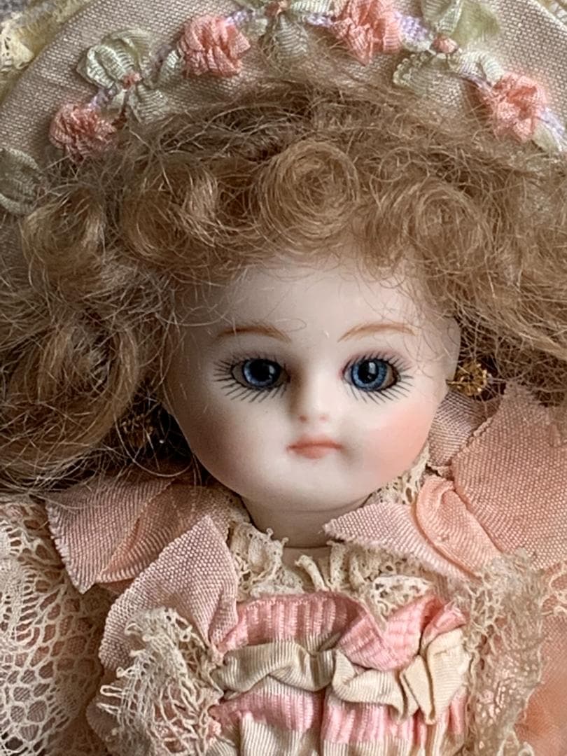 ✨お値引中✨アネットちゃんプレゼンテーションセット　ビスクドール　ミニョネット