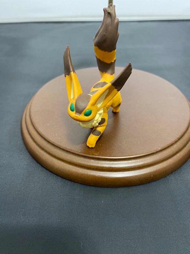 [希少品]天空の城ラピュタロボット兵　「庭園 バージョン」フィギュア+♪テト付き