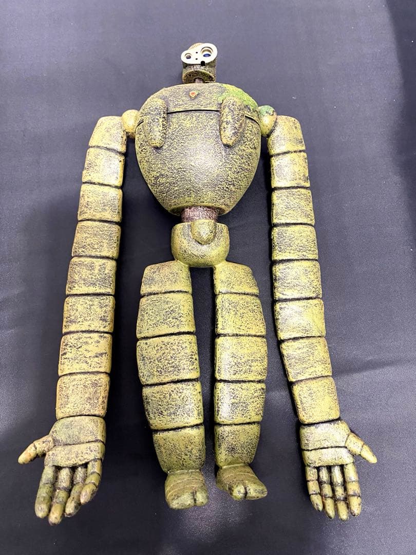 [希少品]天空の城ラピュタロボット兵　「庭園 バージョン」フィギュア+♪テト付き