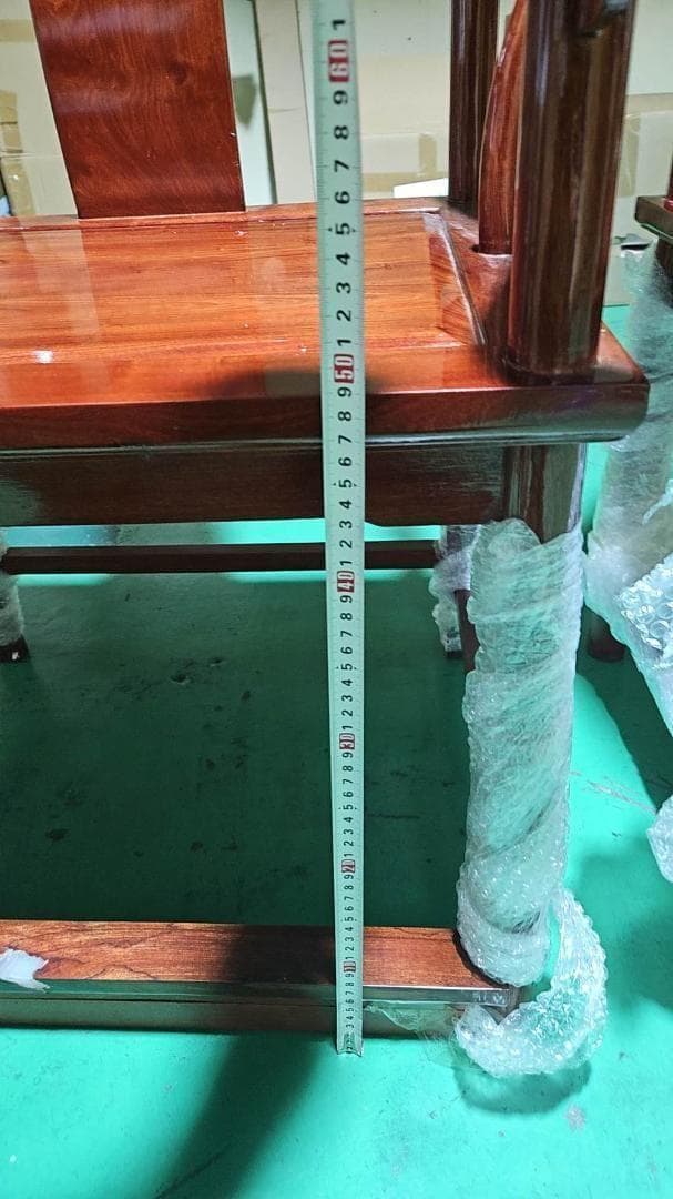 高級木製椅子　主人椅子*1　客用椅子*4　セット