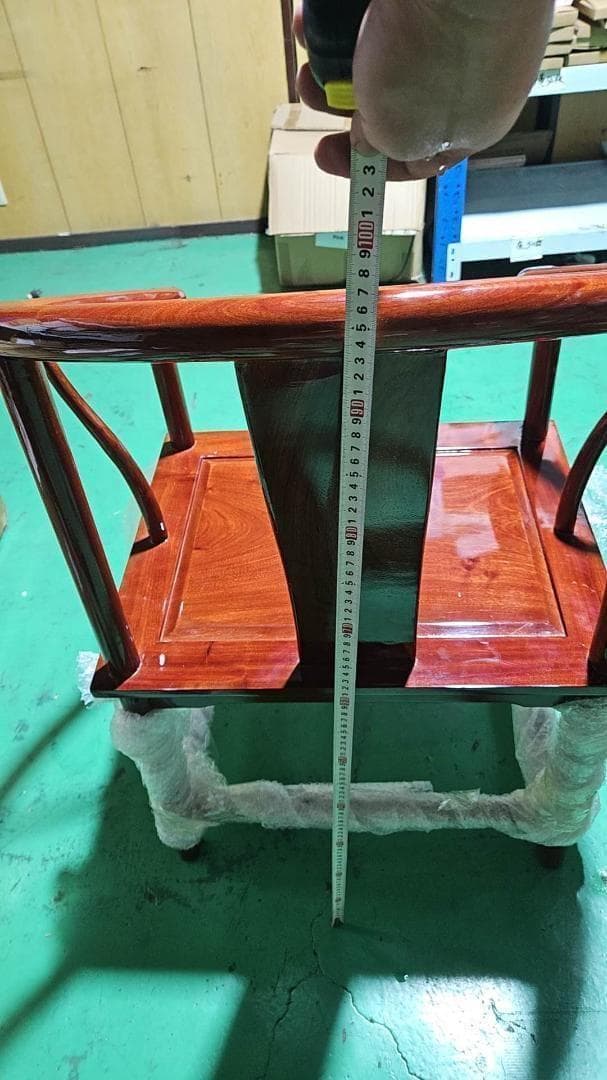 高級木製椅子　主人椅子*1　客用椅子*4　セット