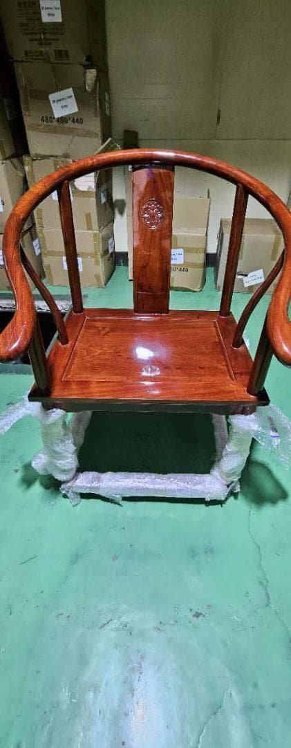 高級木製椅子　主人椅子*1　客用椅子*4　セット