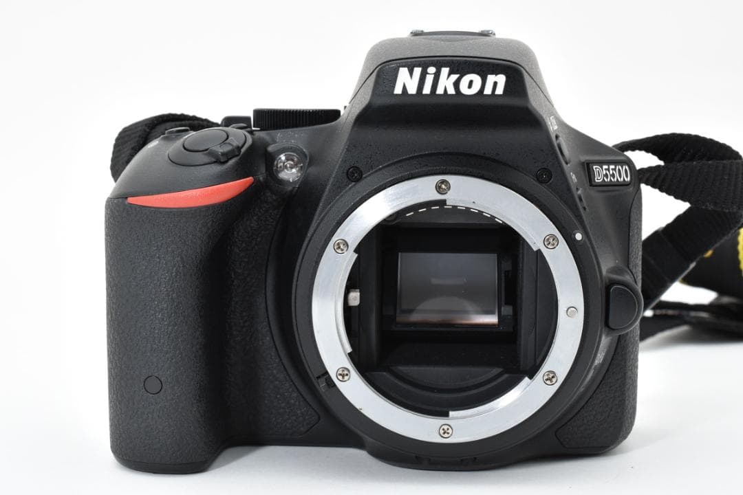 ＜1056＞ニコン Nikon D5500 ダブルズームキット