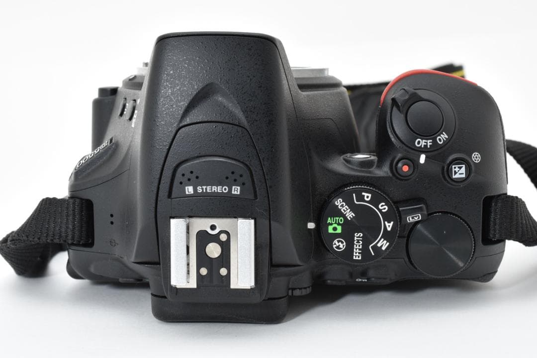 ＜1056＞ニコン Nikon D5500 ダブルズームキット