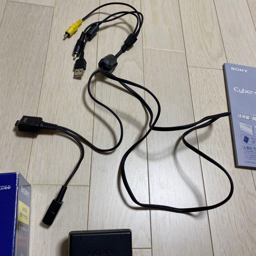 SONY サイバーショット DSC-T9　ケース（4200円）付き