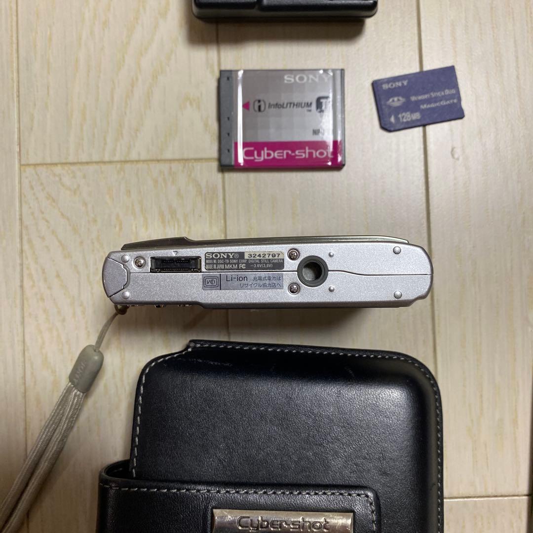 SONY サイバーショット DSC-T9　ケース（4200円）付き