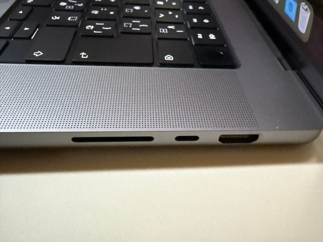 Apple MacBook Pro 16インチ　スペースグレー 本体