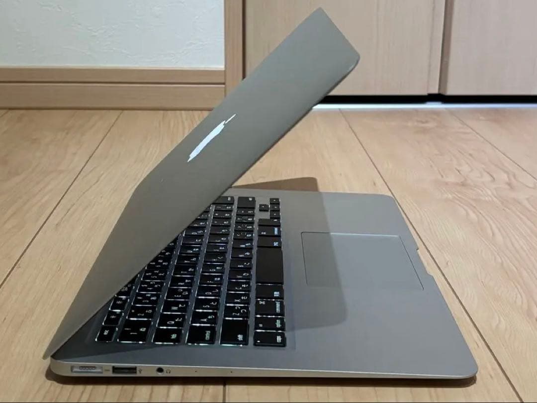 MacBookAir 13-inch, Mid 2013 Core i5 美品