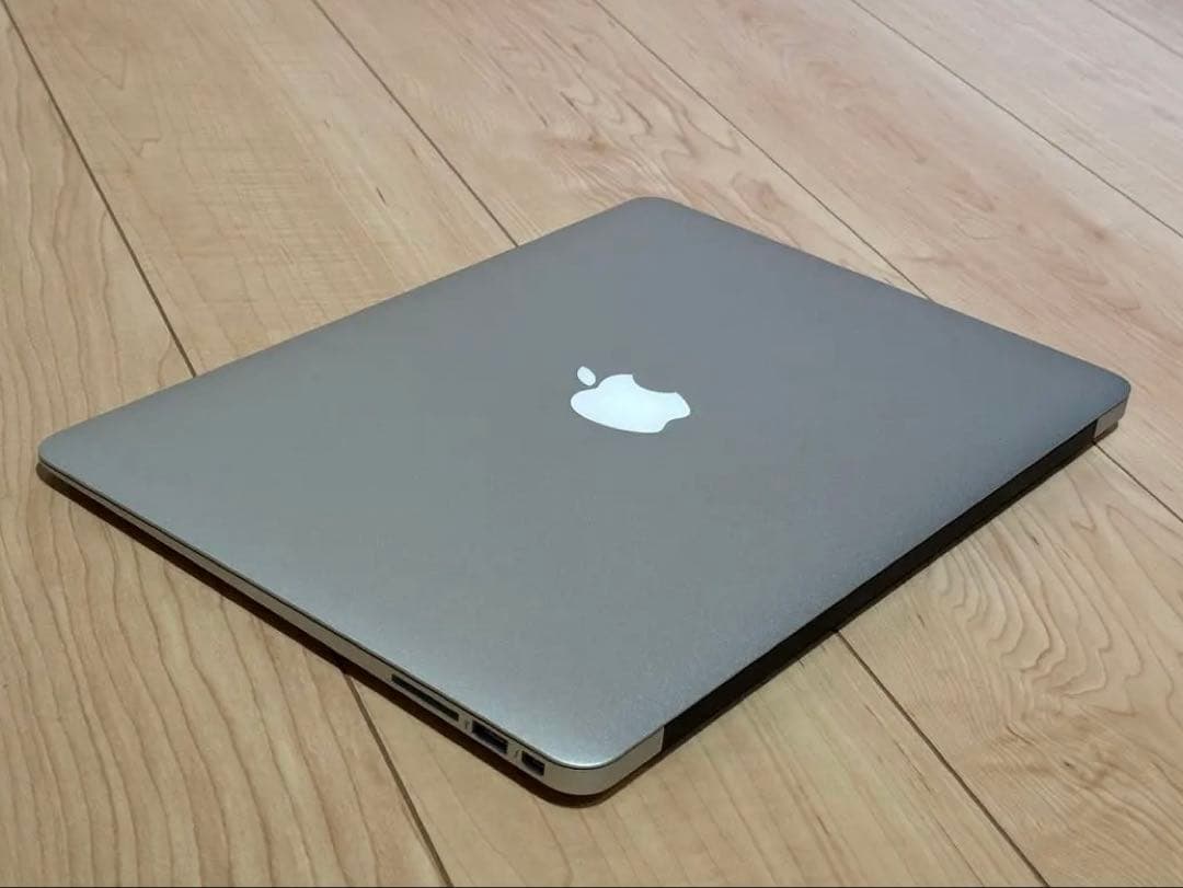 MacBookAir 13-inch, Mid 2013 Core i5 美品