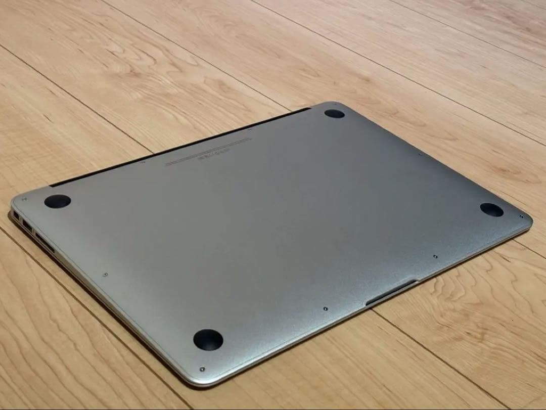MacBookAir 13-inch, Mid 2013 Core i5 美品