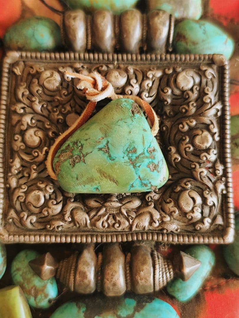 Antique Tibetan Turquoise ✳Triangle✳