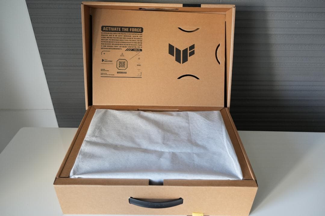 【超美品】ASUS TUF F15 ノートPC ゲーミング クリエーター向け