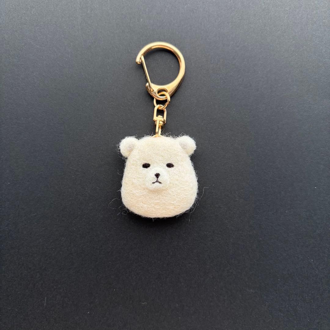 【☆Ted様☆】羊毛フェルトキーホルダー　シロクマ　ハンドメイド　くま