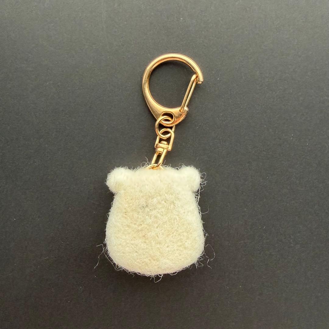 【☆Ted様☆】羊毛フェルトキーホルダー　シロクマ　ハンドメイド　くま
