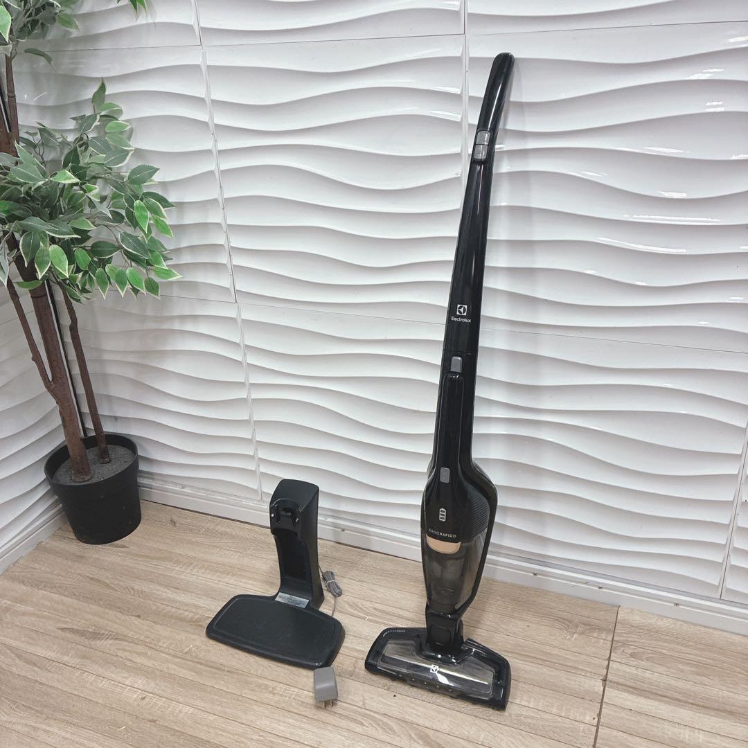 ◇Electrolux◇掃除機◇コードレス◇スティッククリーナー◇ハンディ◇