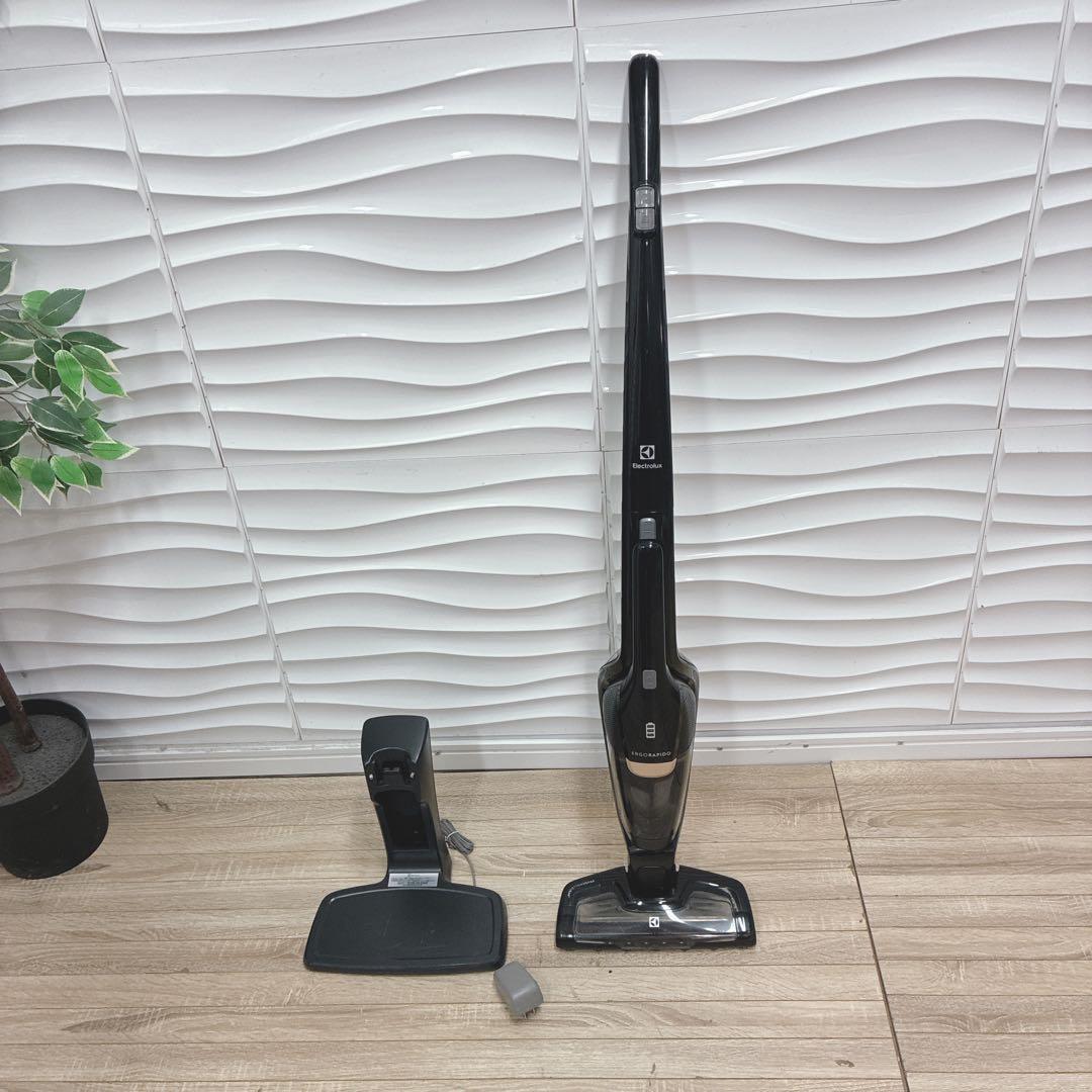◇Electrolux◇掃除機◇コードレス◇スティッククリーナー◇ハンディ◇