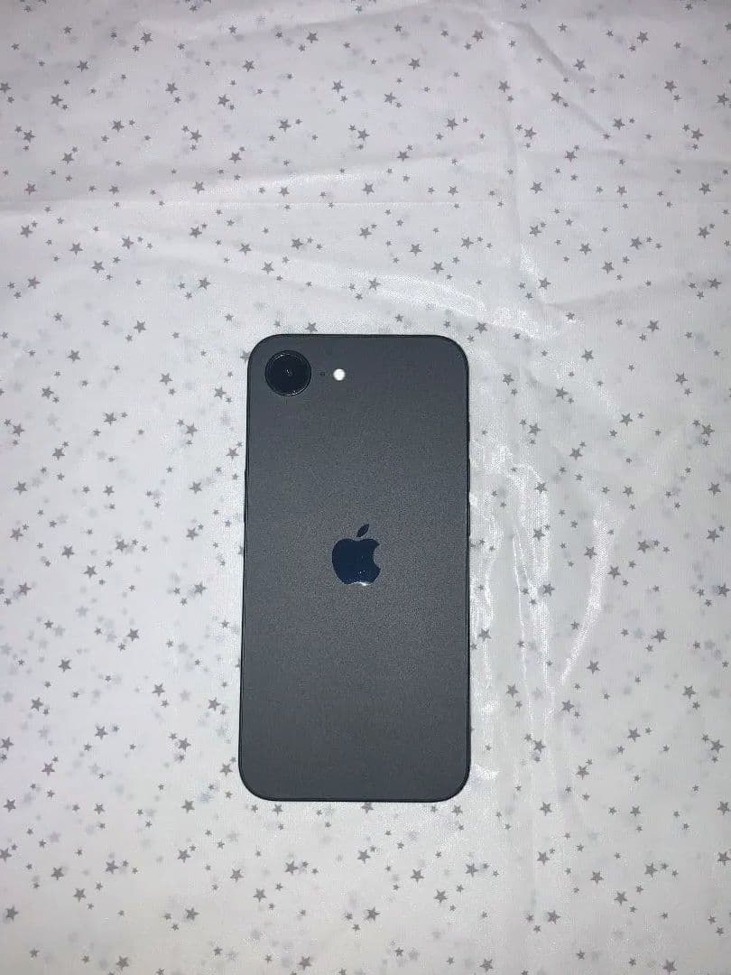 スマートフォン本体 iPhone16e 128GB