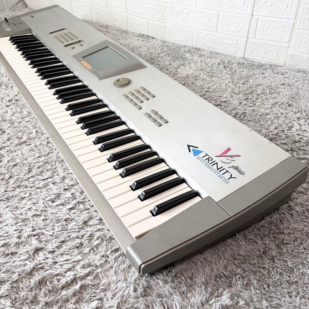 KORG シンセサイザーTRINITY V3 PRO トリニティ MOSS音源