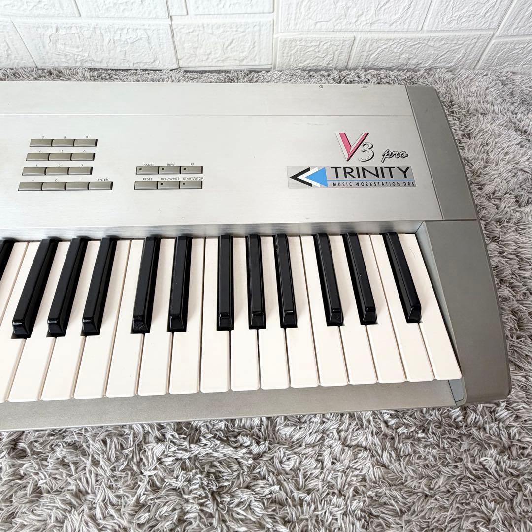 KORG シンセサイザーTRINITY V3 PRO トリニティ MOSS音源