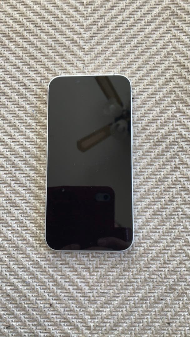 iPhone16e 新品未使用　128GB ホワイト