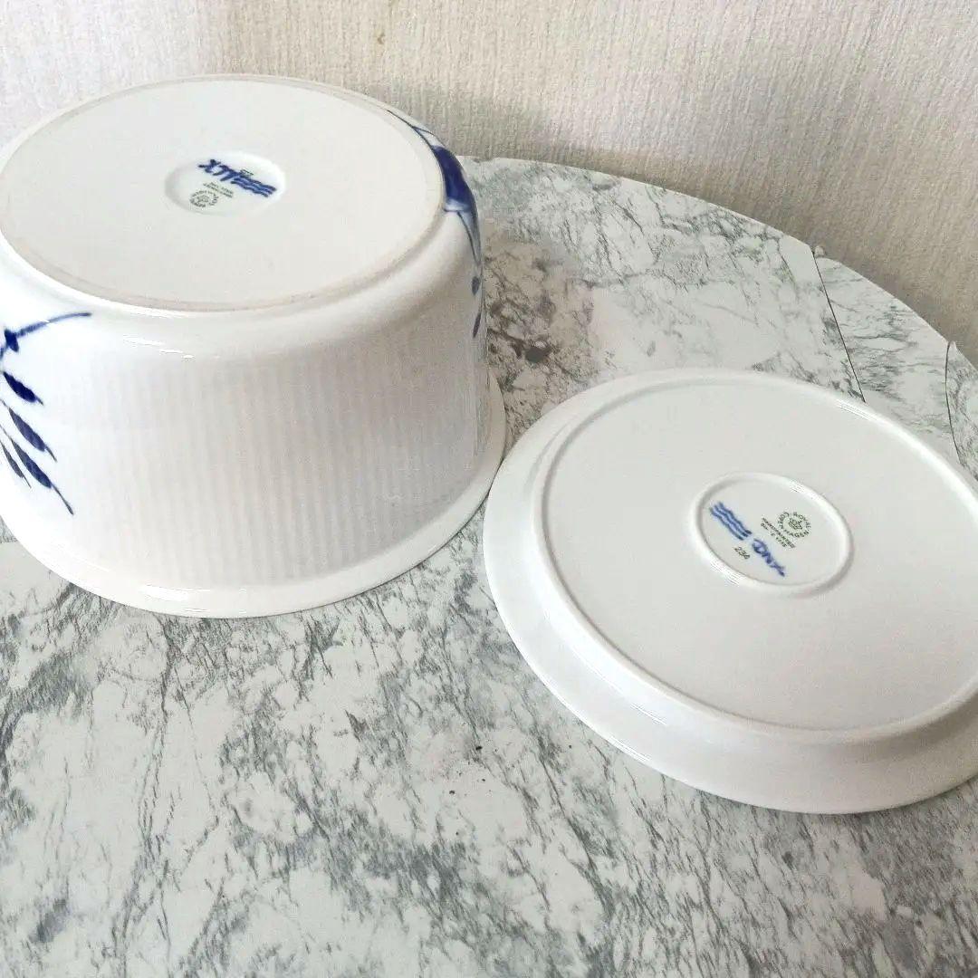 ロイヤルコペンハーゲン 陶器 蓋付き