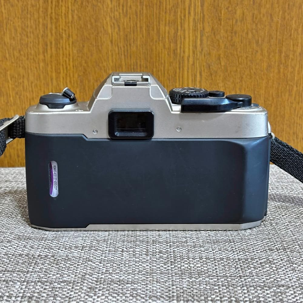 【美品】Nikon FM10 一眼レフ カメラセット レンズ付き フィルムタイプ