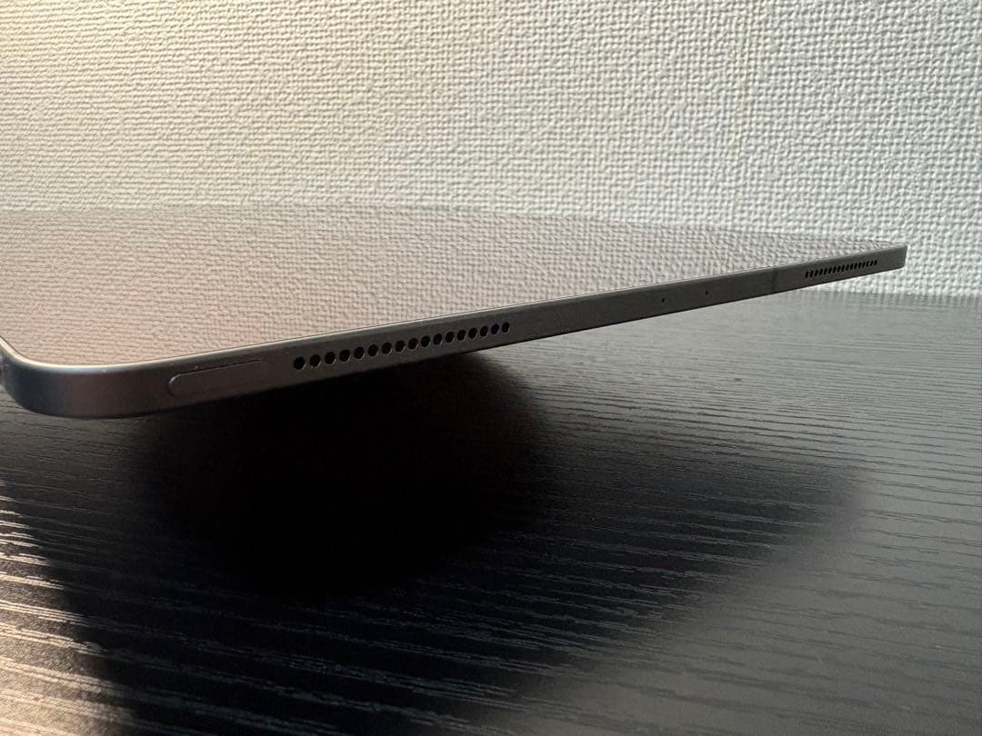 Apple iPad スペースグレー 画面ひび割れあり