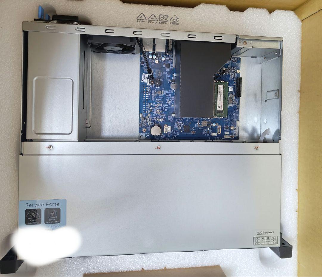 QNAP TS-1264U-RP ラックマウントNAS