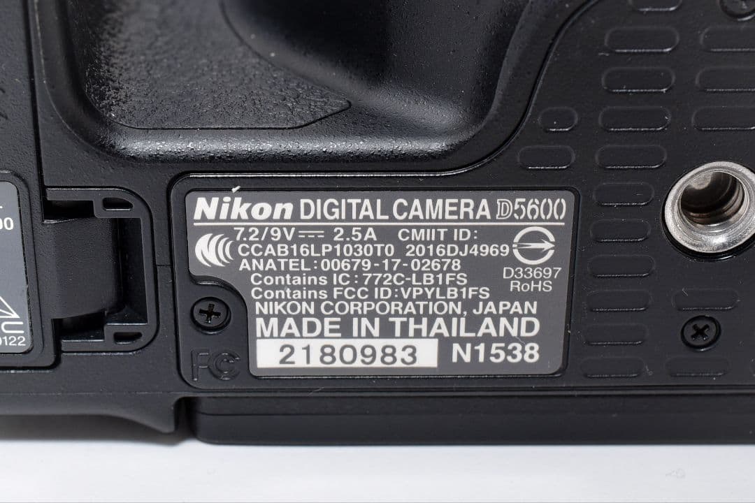 美品✨Nikon D5600✨新世代AF-P 標準レンズ付き✨高画質 スマホ転送
