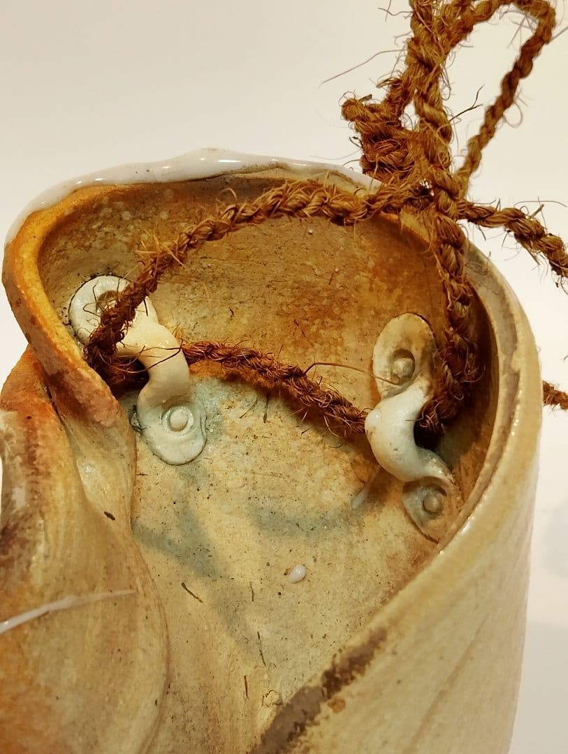 釣り花入れ（紐通し有り）