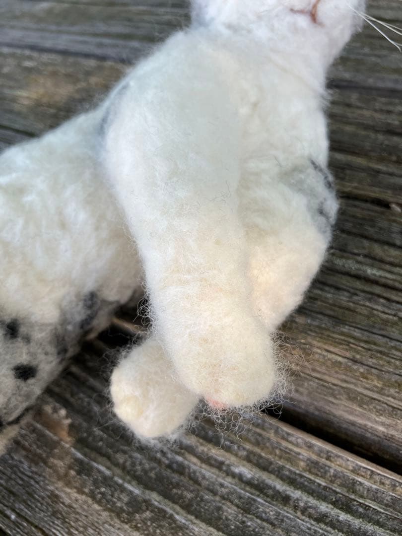 羊毛フェルトの猫人形